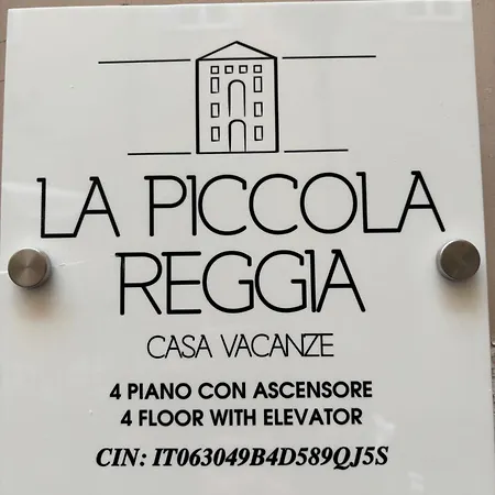 La Piccola Reggia Naples