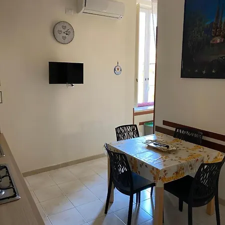 La Piccola Reggia Neapol